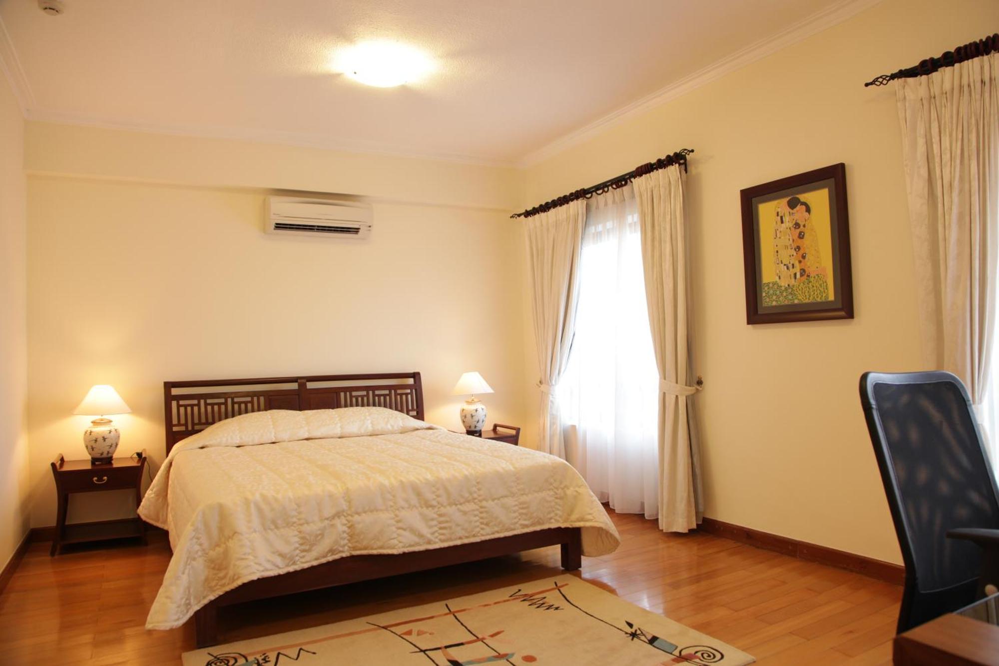 Mayfair Hanoi Bilik gambar