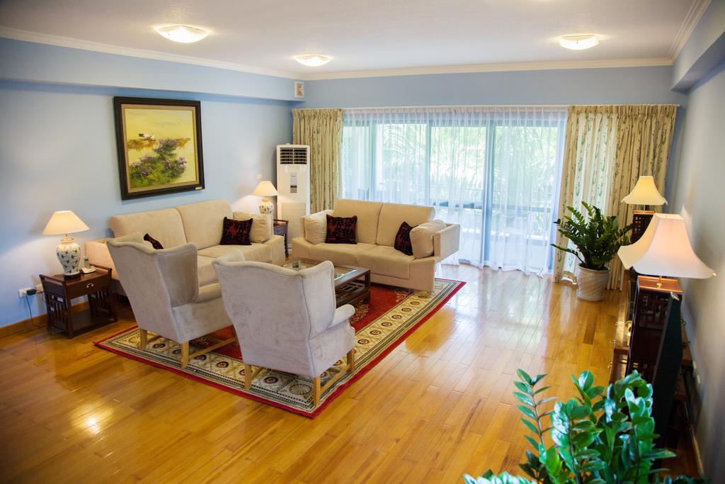 Mayfair Hanoi Bilik gambar